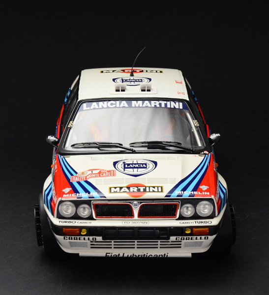 ak-interactive-1-12-lancia-delta-hf-integrale image 8