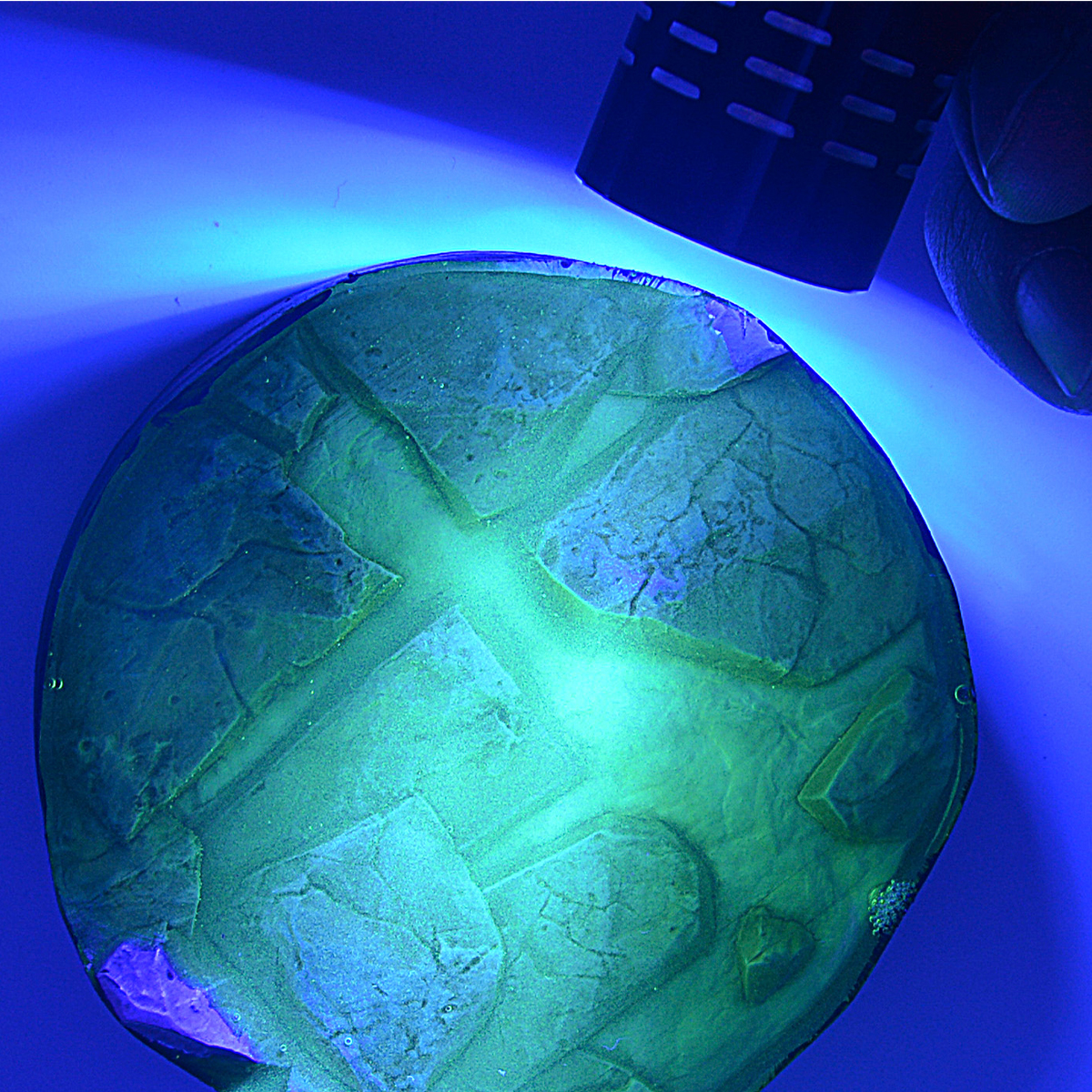 ak-interactive-agua-resina-uv-transparente-resina-uv-per-effetti-d-acqua image 3