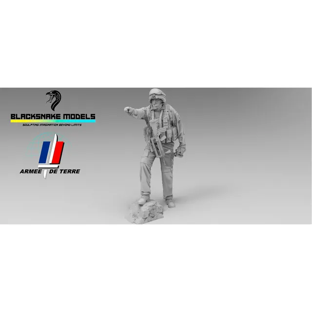 ak-interactive-french-soldier-on-patrol-in-afghanistan-04-1-35 image 1