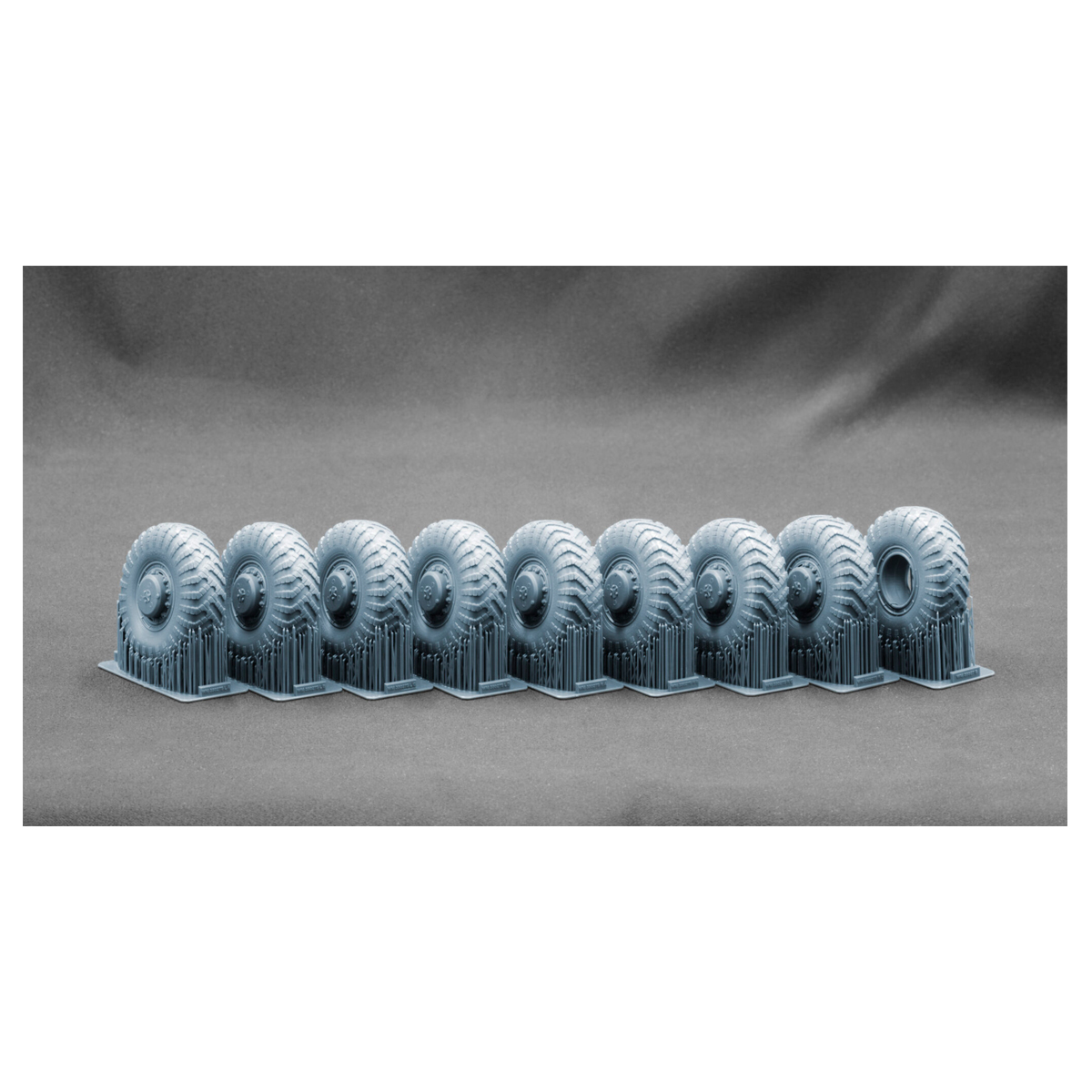 ak-interactive-maz-537-i-170-set-ruote-ponderate-1-35 image 2