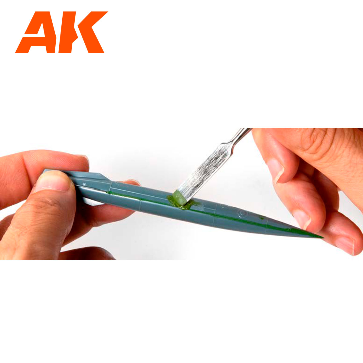 ak-interactive-masilla-verde-para-modelar image 2