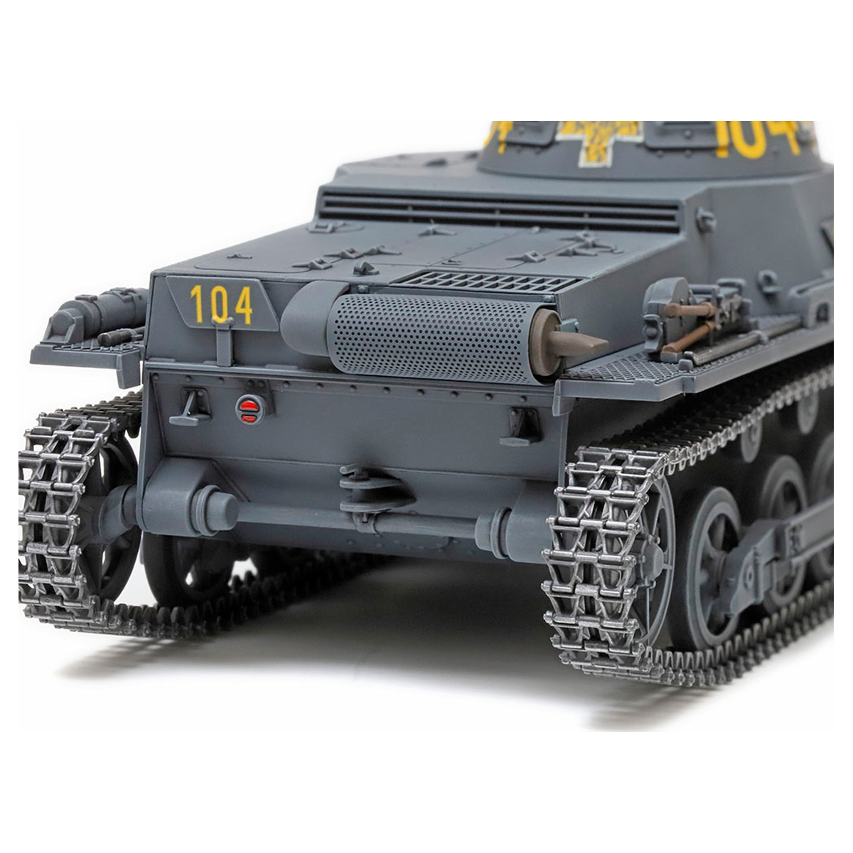 ak-interactive-panzerkampfwagen-i-ausf-b-1-35-kit-modellismo-da-costruire image 4