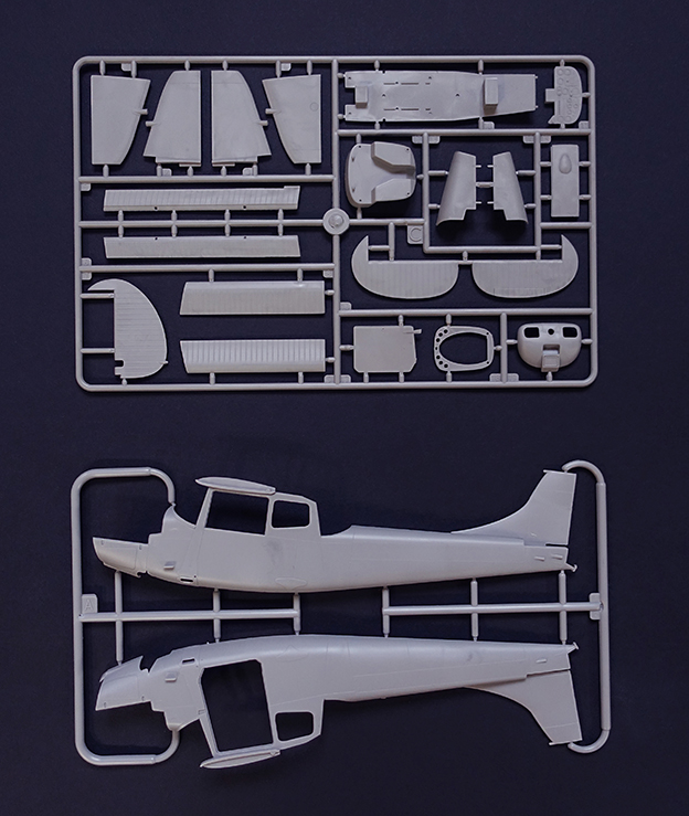 ak-interactive-1-32-l-19-o-1e-bird-dog-floatplane-kit-in-scala-1-32 image 5