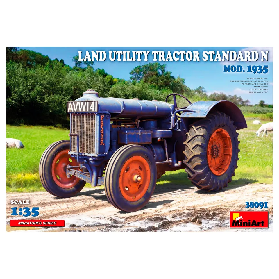 ak-interactive-1-35-land-utility-tractor-standard-n-mod-1935-kit-trattore-milita image 1