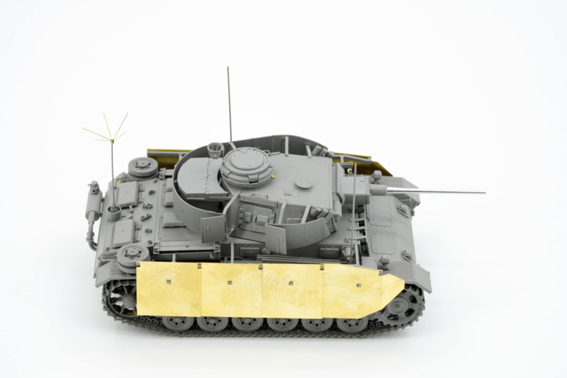 ak-interactive-1-35-pz-bef-wg-iii-ausf-k-con-sch-rzen-kit-2-in-1 image 5