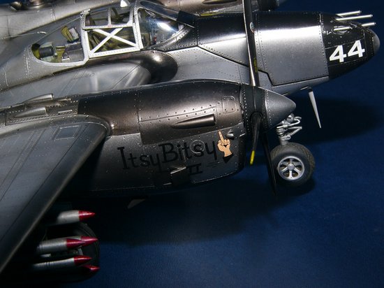 ak-interactive-lockheed-p-38-l-5-lo-lightning-1-32-kit-modello-aeronautico image 8