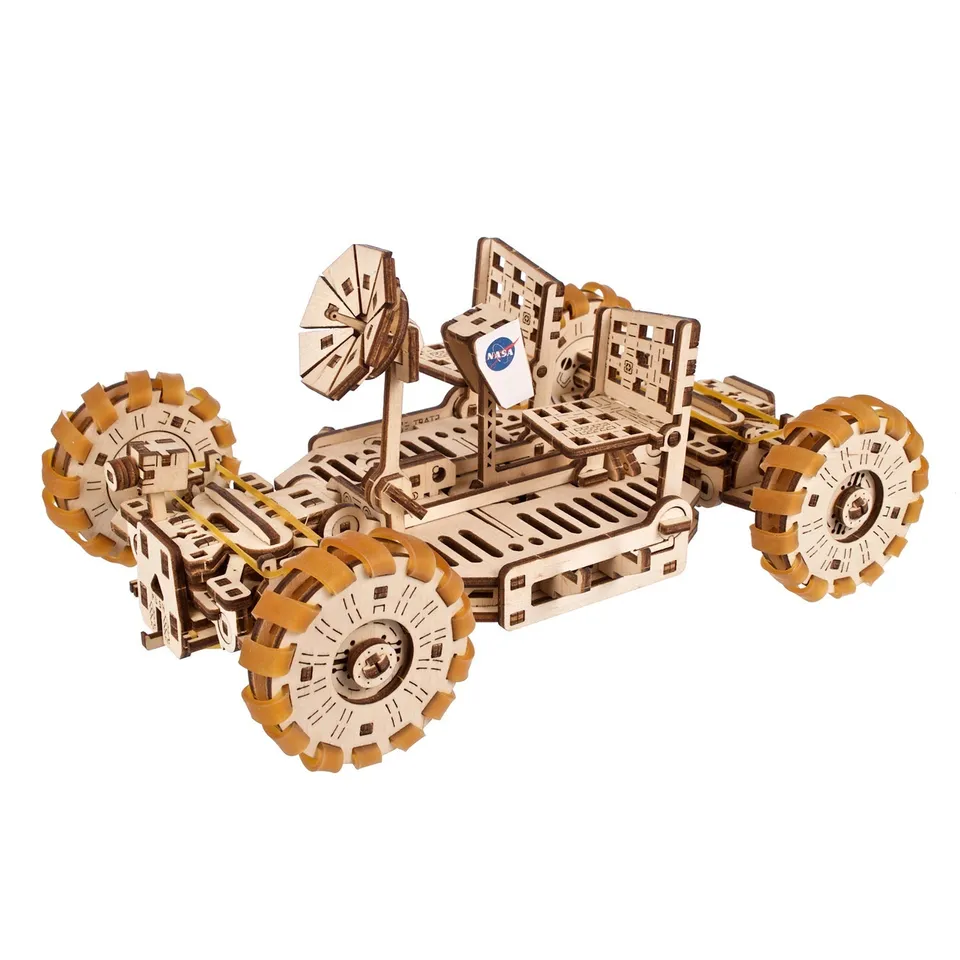 ugears-nasa-lunar-rover-kit-modellismo-legno-3d image 1