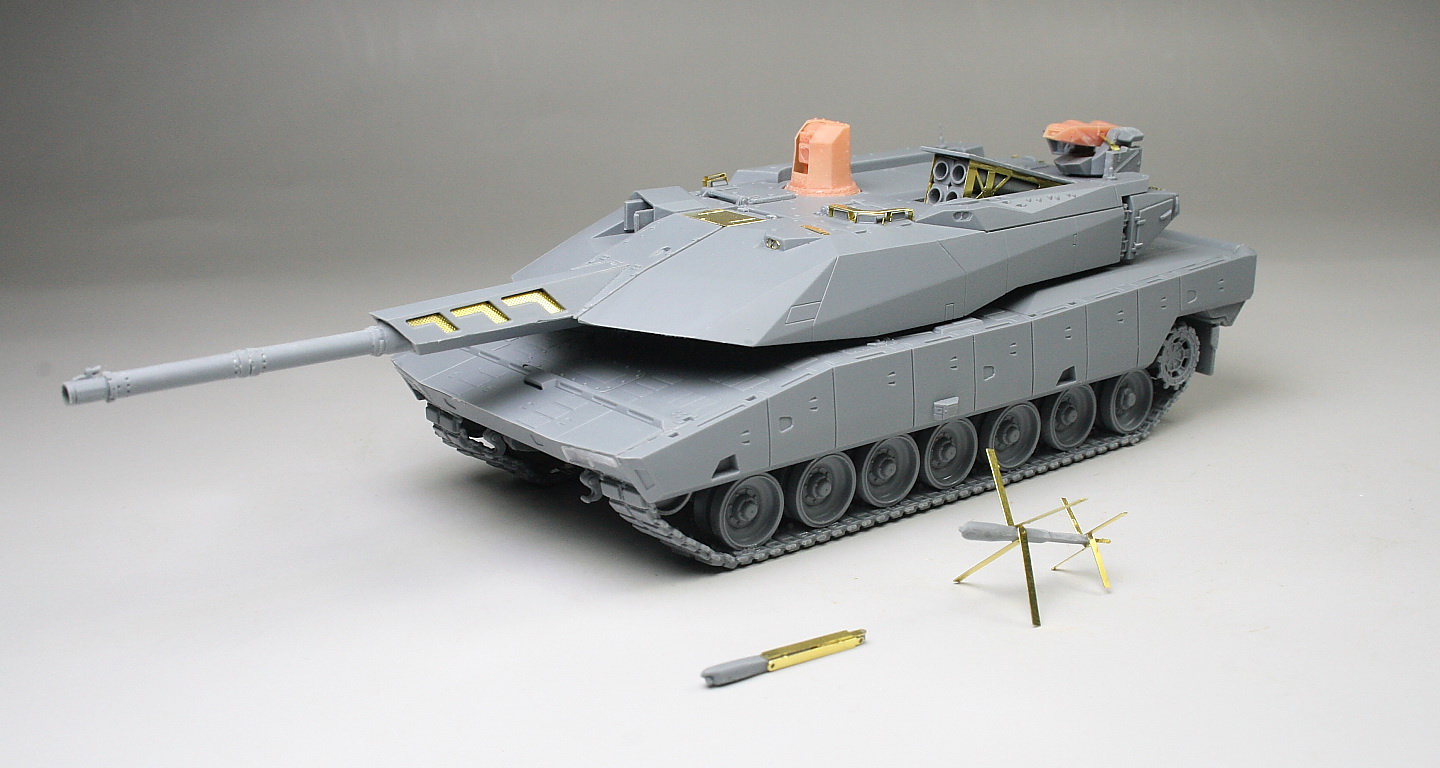 ak-interactive-1-72-panther-kf51-carro-armato-tedesco-in-kit image 8