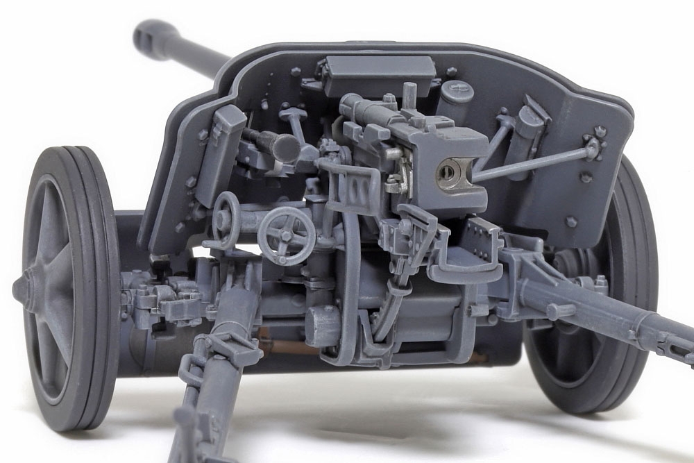 ak-interactive-1-35-german-5cm-anti-tank-gun-pak38-modello-da-costruire-e-diping image 4