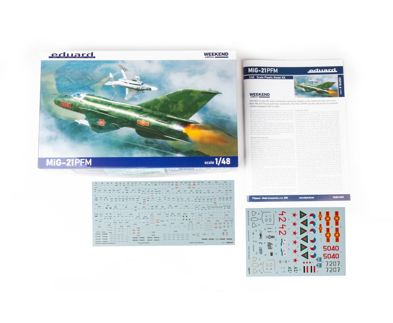 ak-interactive-mig-21pfm-1-48-kit-modellismo-aereo-da-costruire-e-dipingere image 2