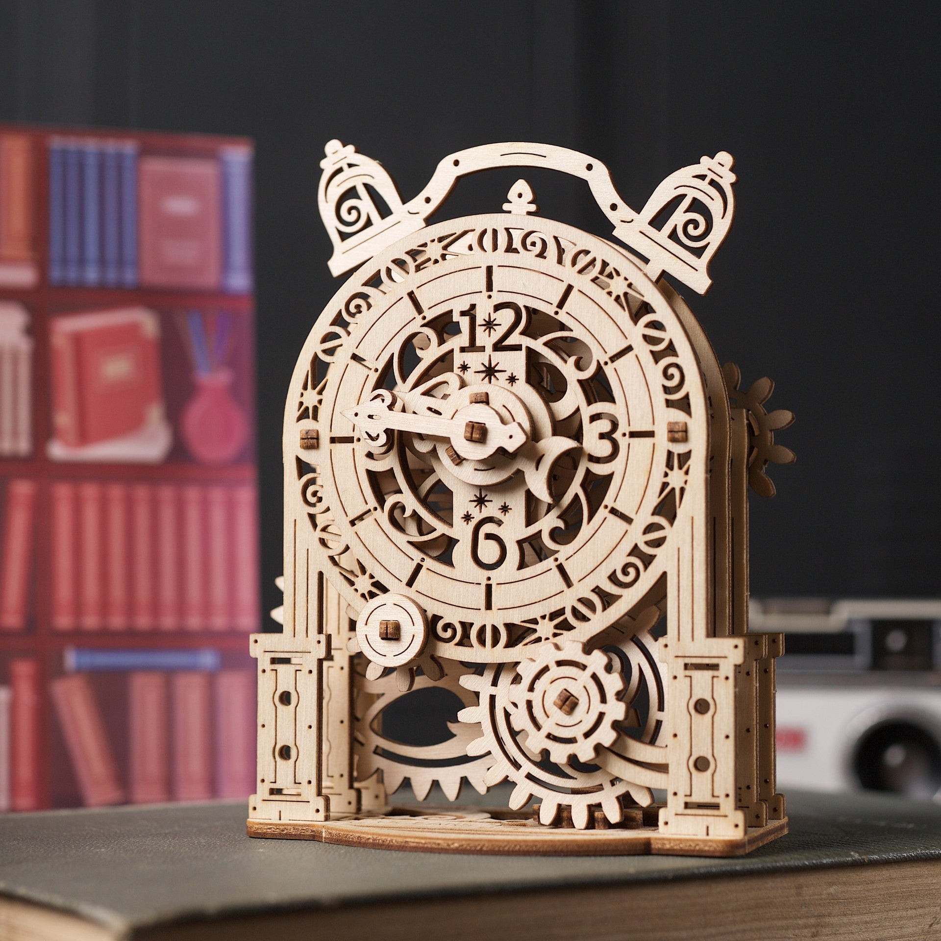 ugears-vintage-alarm-clock-orologio-sveglia-vintage-in-legno-3d-con-meccanismo-a image 6