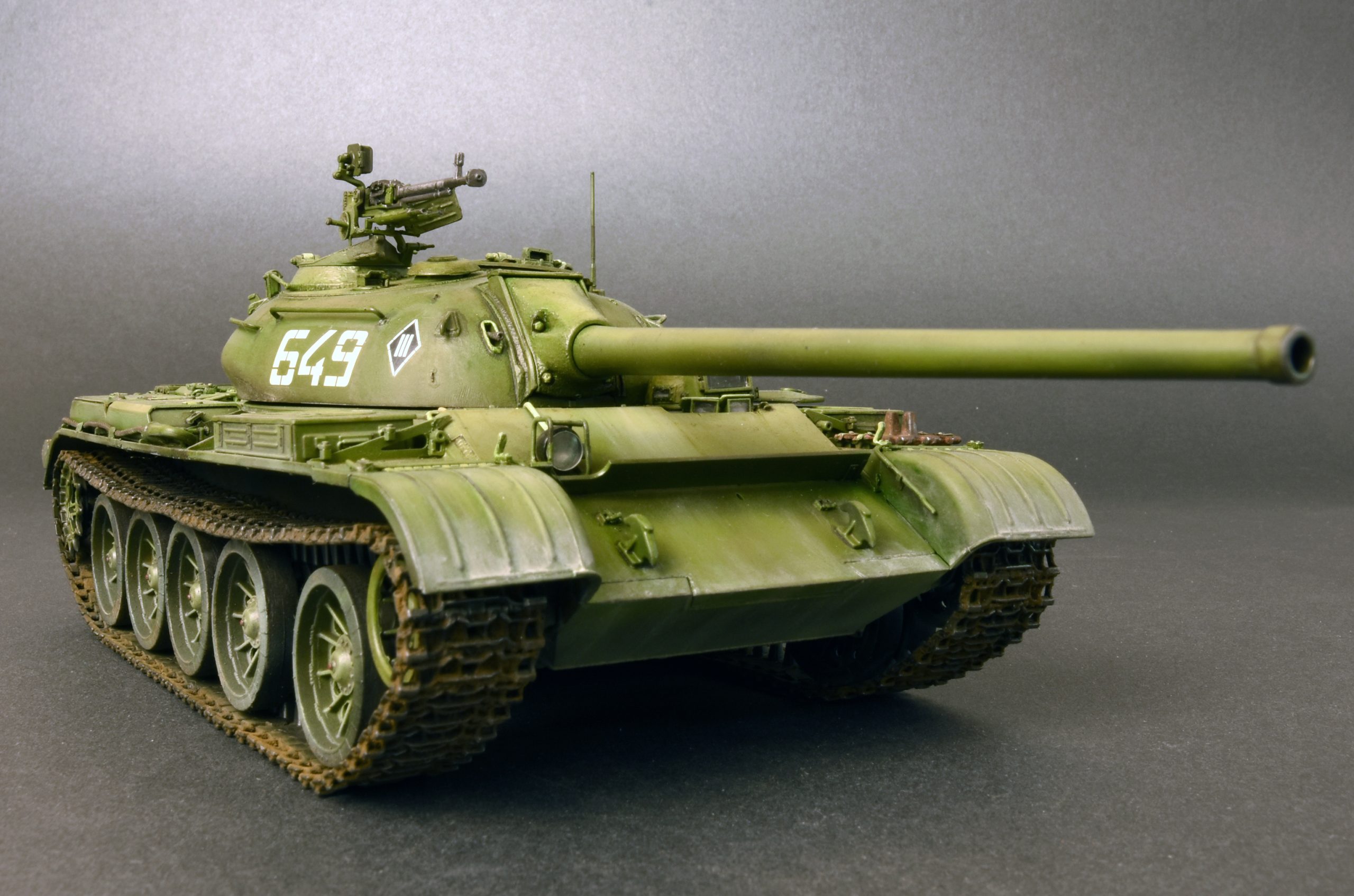 ak-interactive-carro-armato-t-54-2-mod-1949-scala-1-35 image 3