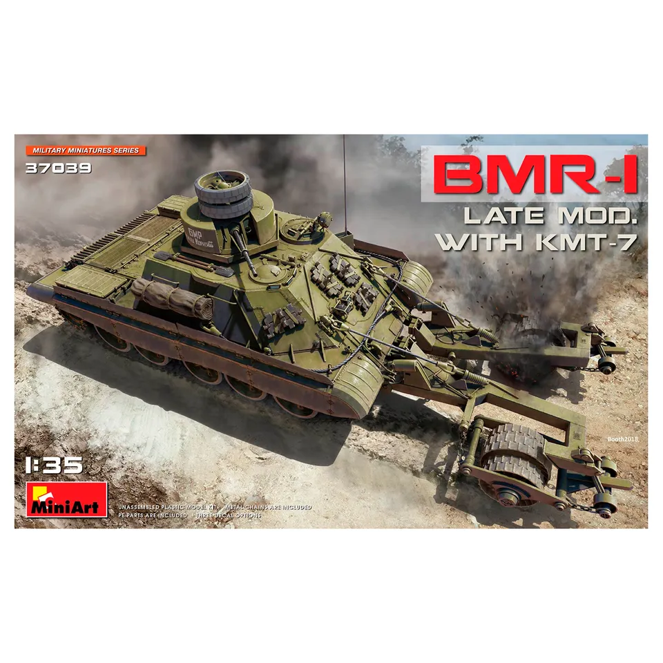 ak-interactive-1-35-bmr-1-late-mod-with-kmt-7-kit-modellismo-da-costruire image 1