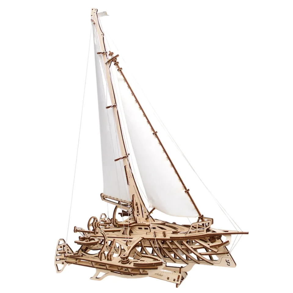 ugears-trimaran-merihobus-modellino-meccanico-in-legno-di-barca-a-vela-multiscro image 1