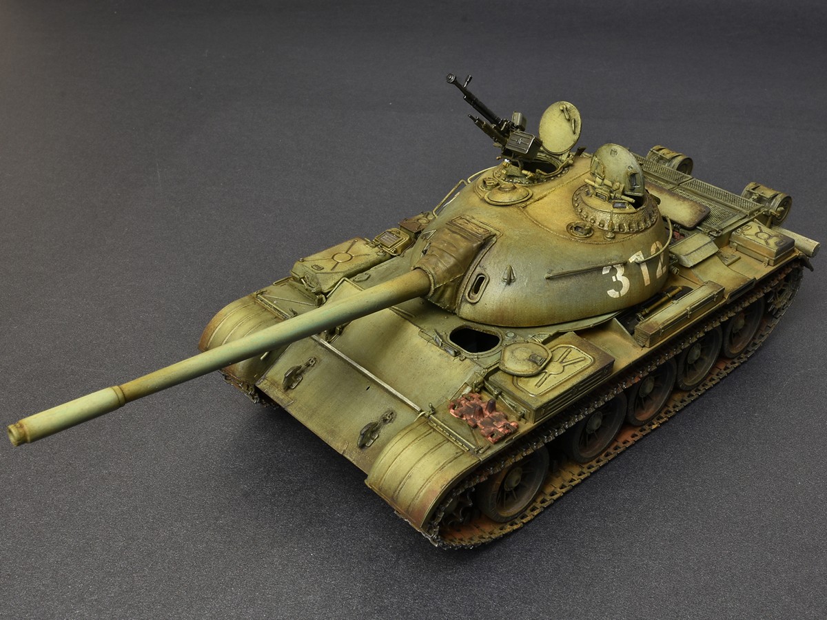 ak-interactive-1-35-t-54a-soviet-medium-tank-kit-carro-armato image 2