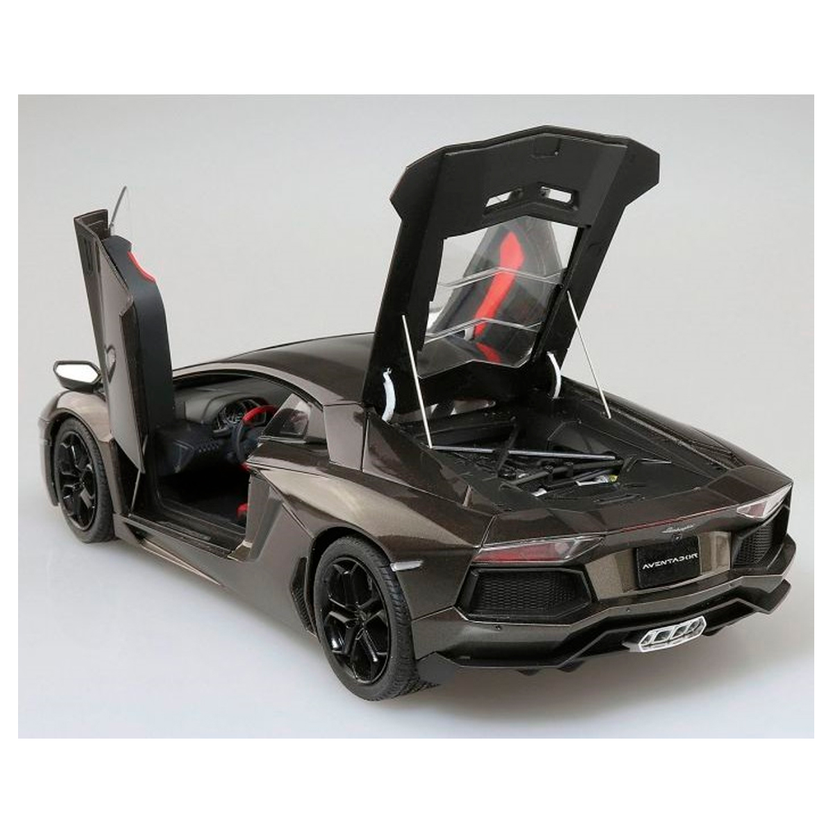 ak-interactive-1-24-lamborghini-aventador-lp700-4-11-kit-auto-supercar-da-costru image 4