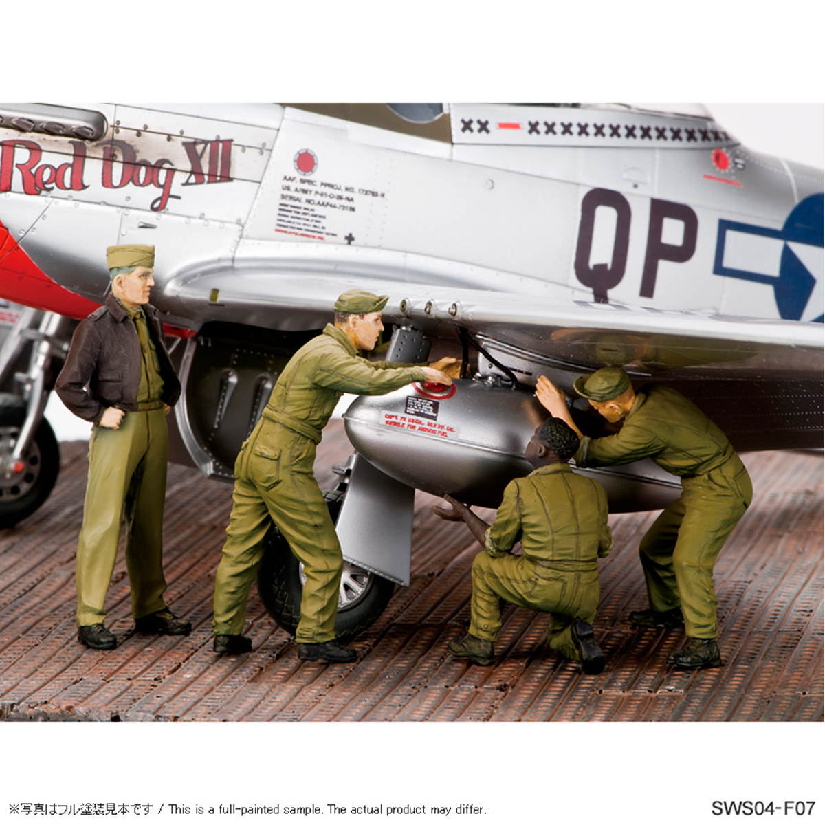 ak-interactive-1-32-p-51d-mustang-set-attacco-serbatoi-carburante image 2