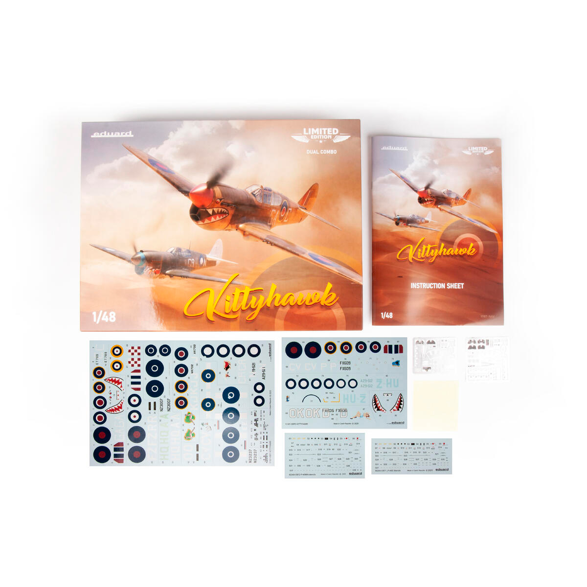 ak-interactive-kittyhawk-dual-combo-in-scala-1-48-kit-doppio-da-assemblare-e-dip image 2