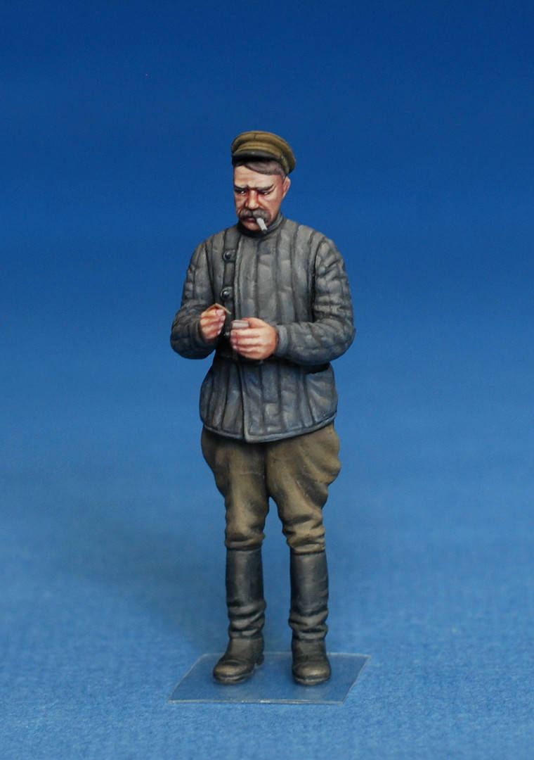 ak-interactive-1-35-soviet-villagers image 7
