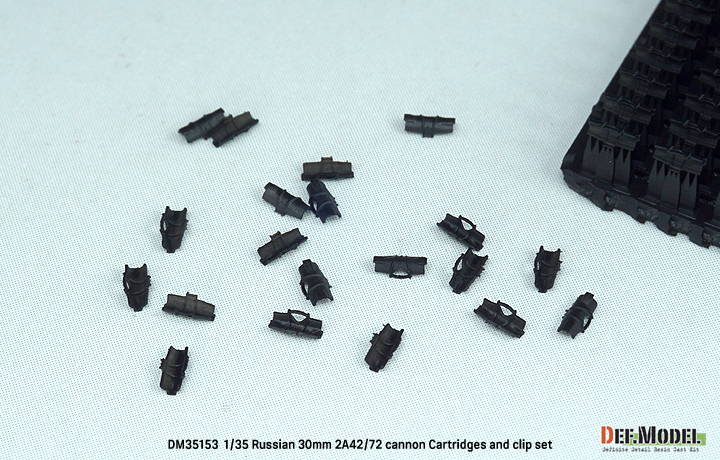 ak-interactive-russian-30mm-2a42-cannon-cartridges-and-clip-set-for-1-35-bmp-vmp image 7