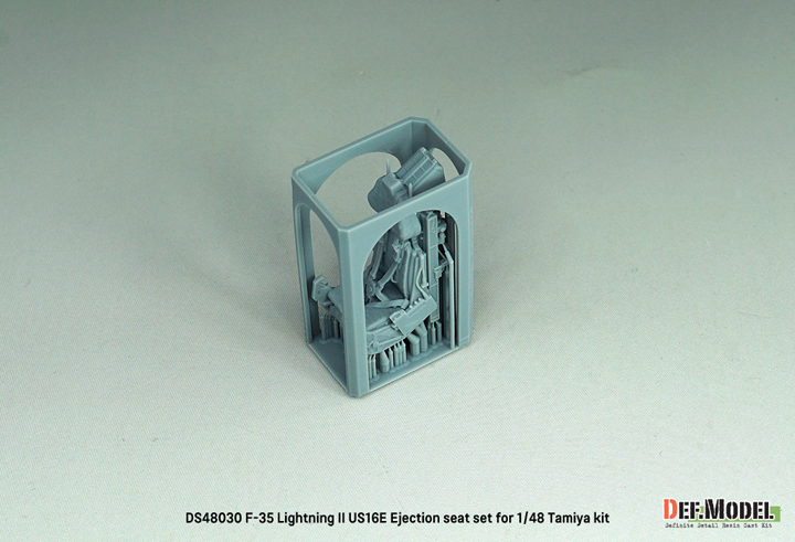 ak-interactive-f-35-us16e-ejection-seat-1-48-per-tamiya-accessorio-dettaglio image 2