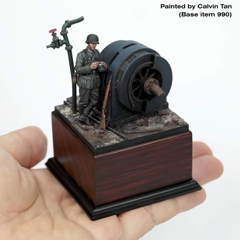 ak-interactive-soldato-di-fanteria-tedesco-che-mangia-wwii-1-35 image 3
