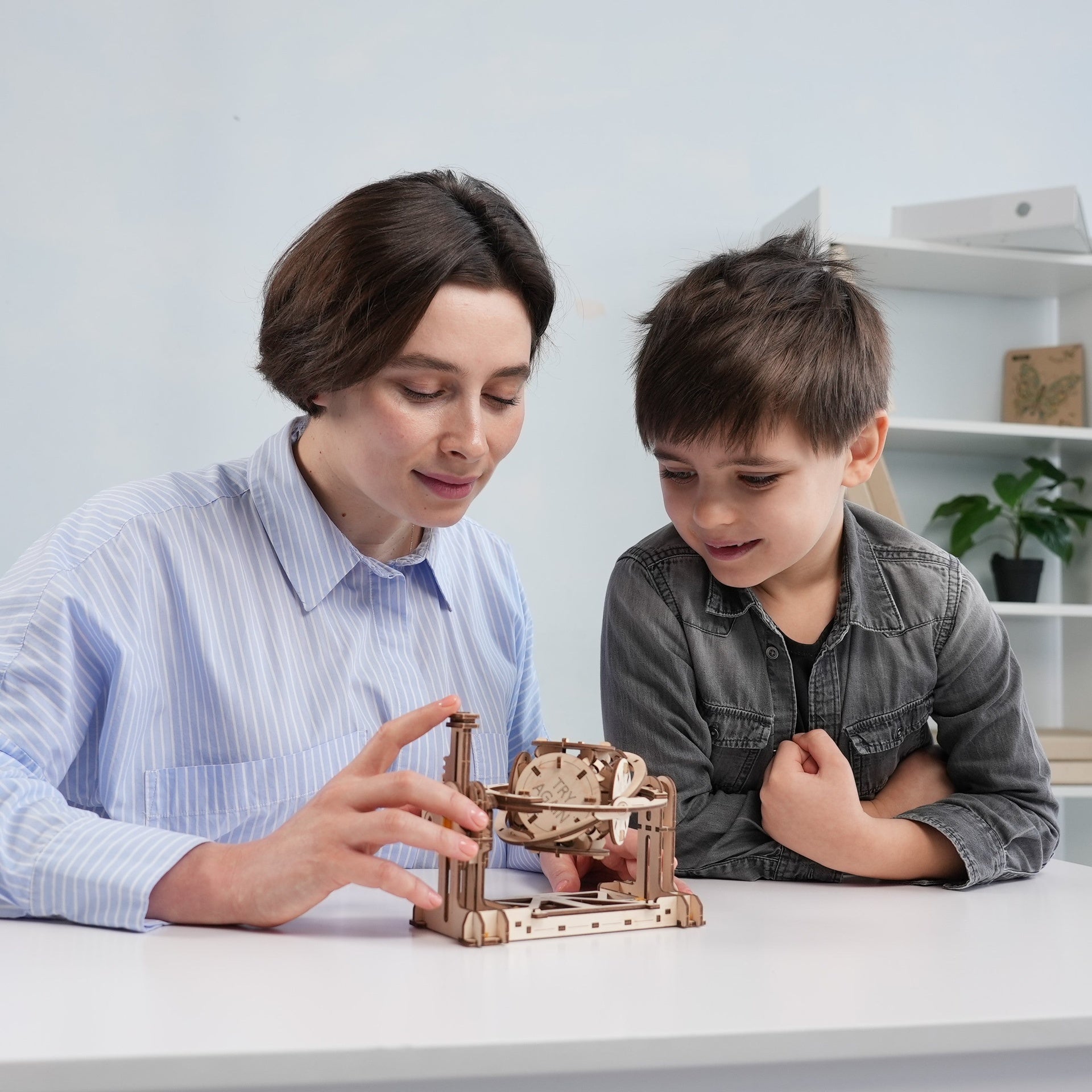 ugears-random-generator-kit-educativo-meccanico-stem-in-legno image 7