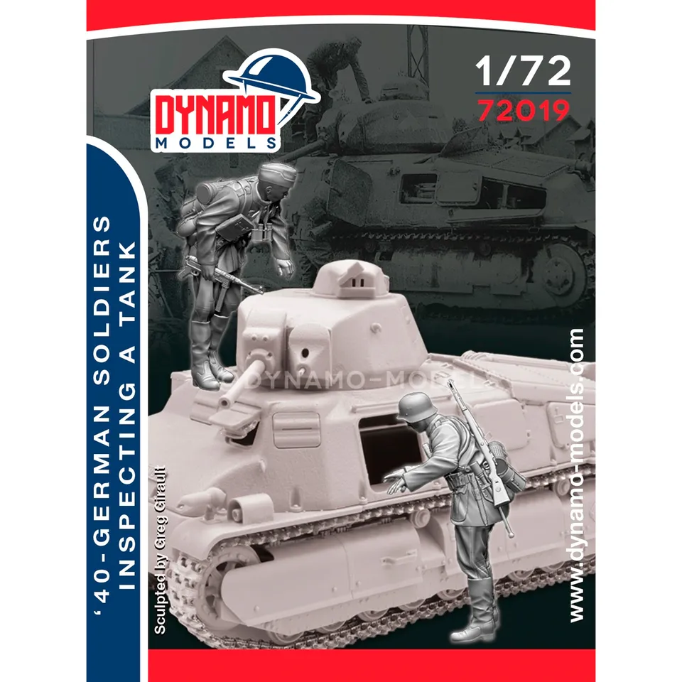 ak-interactive-1-72-german-early-war-soldiers-inspecting-a-tank-set-di-figure image 1