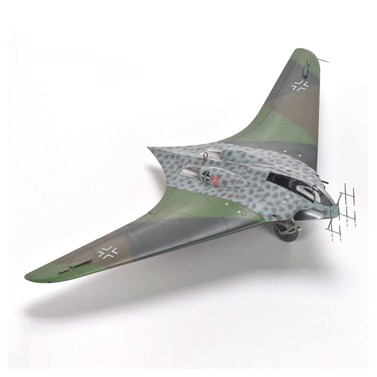 ak-interactive-1-32-horten-ho229b-kit-modellismo-aereo-scala-1-32 image 4