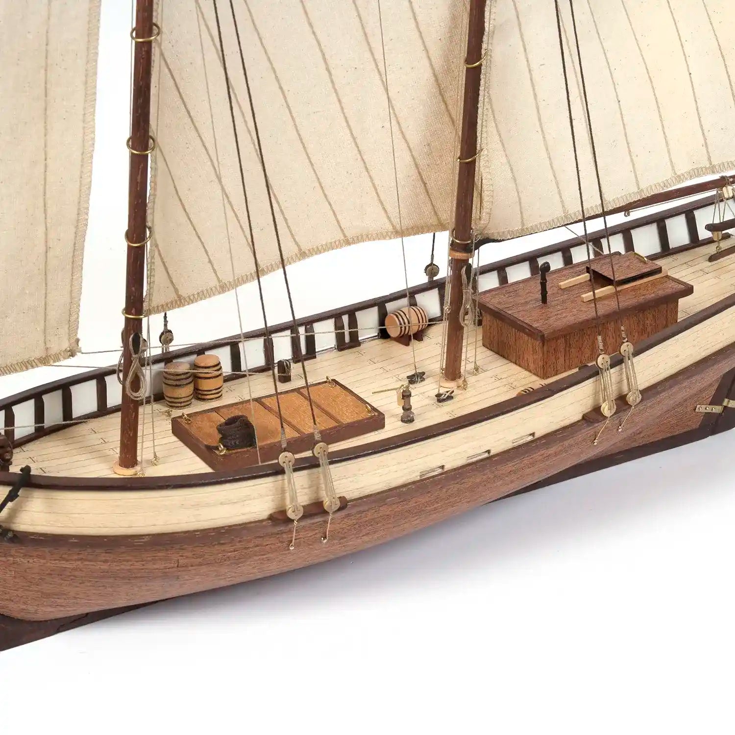 occre-polaris-kit-nave-scuola-per-iniziare-il-modellismo-navale image 5