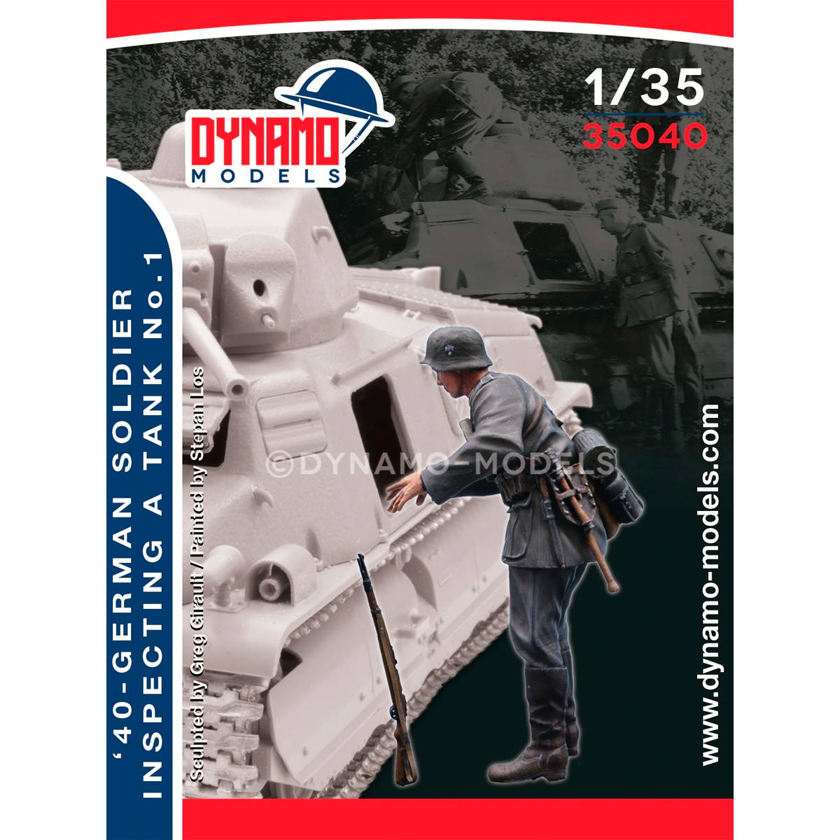 ak-interactive-1-35-40-german-infantry-inspecting-a-tank-no-1 image 1