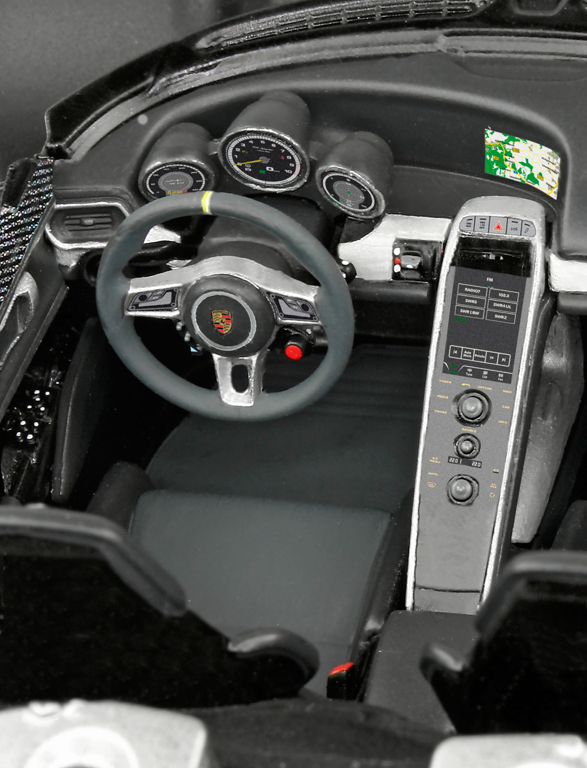 ak-interactive-porsche-918-spyder-scala-1-24 image 3
