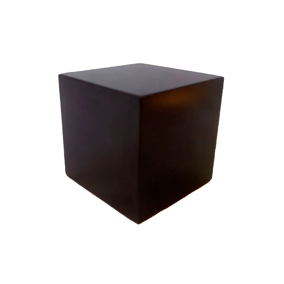 ak-interactive-base-quadrata-in-legno-nero-5-cm-alta-5x5-cm-per-modellismo image 1