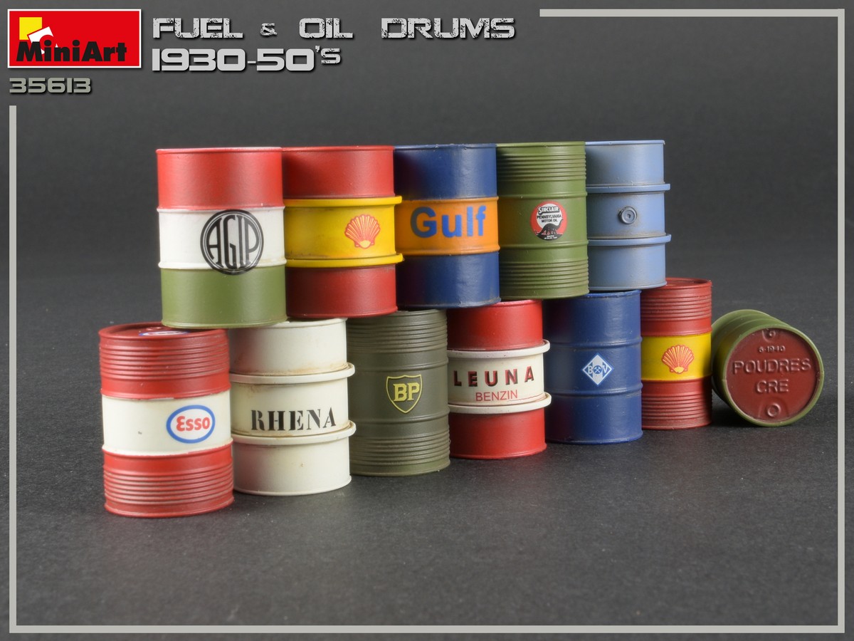 ak-interactive-1-35-fuel-oil-drums-1930-50s-kit-modellismo image 3