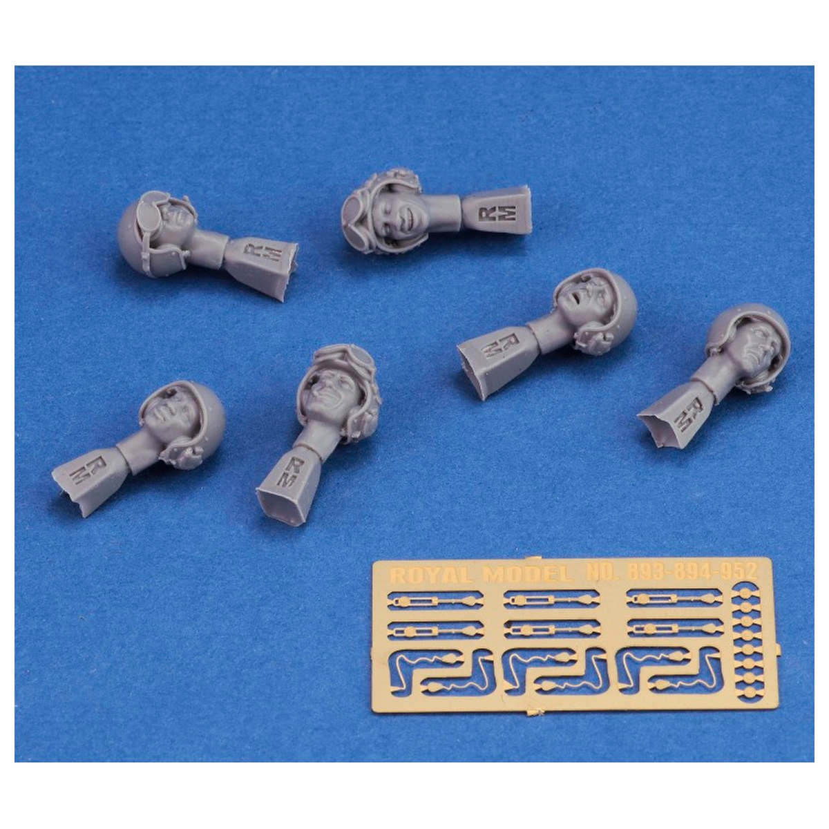 ak-interactive-u-s-tanker-vietnam-heads-1-35-set-di-teste-in-resina image 3