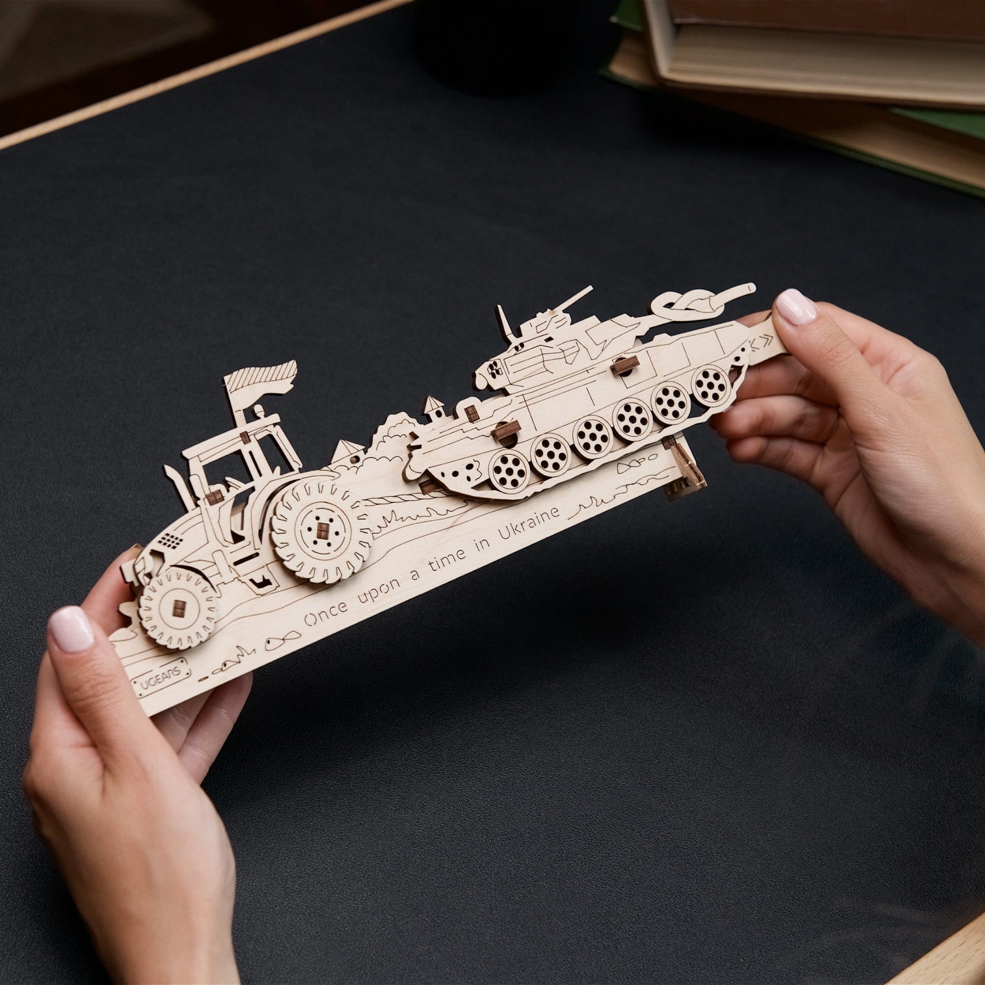 ugears-brave-ua-tractor-kit-di-modellismo-in-legno-easy-gears image 5