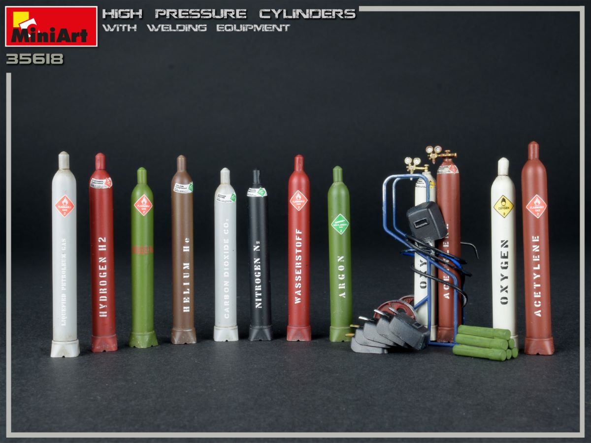 ak-interactive-1-35-high-pressure-cylinders-w-welding-equipment-kit-accessori image 3