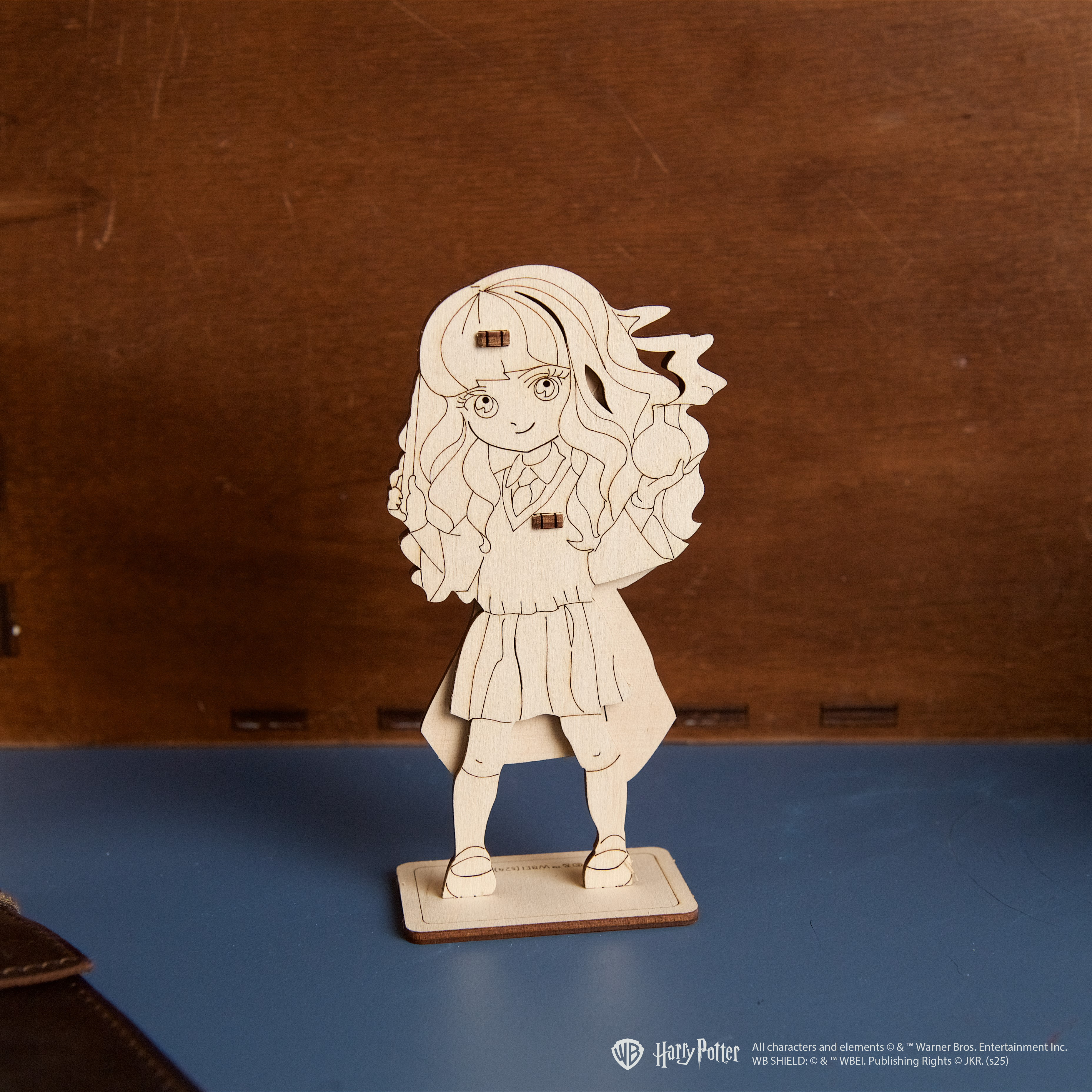 ugears-hermione-granger-modello-3d-da-colorare-in-legno image 6
