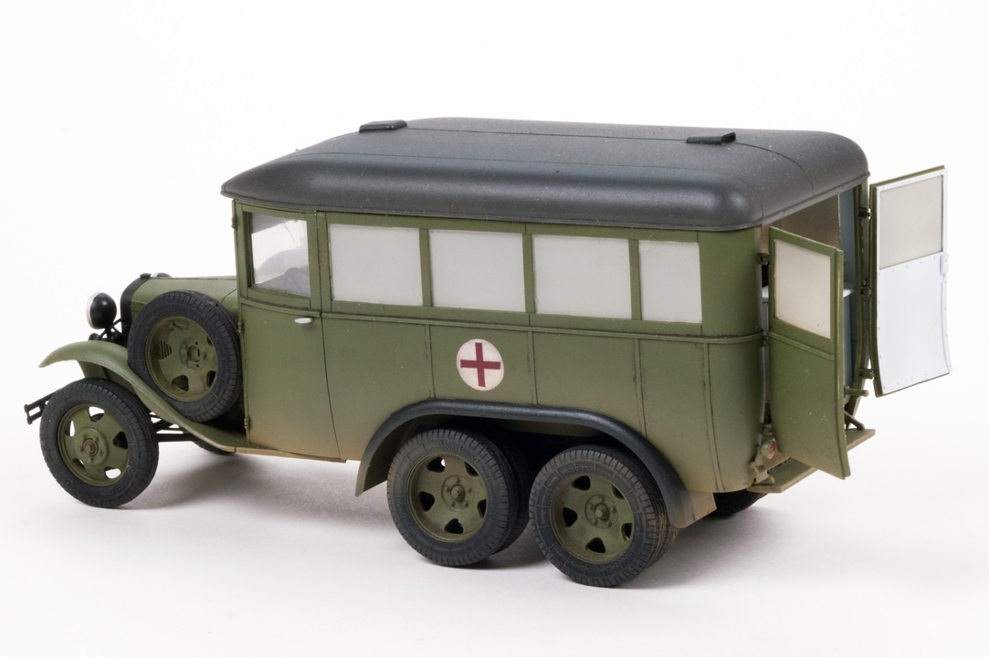 ak-interactive-1-35-gaz-05-194-ambulance-kit-di-modellismo-militare image 4