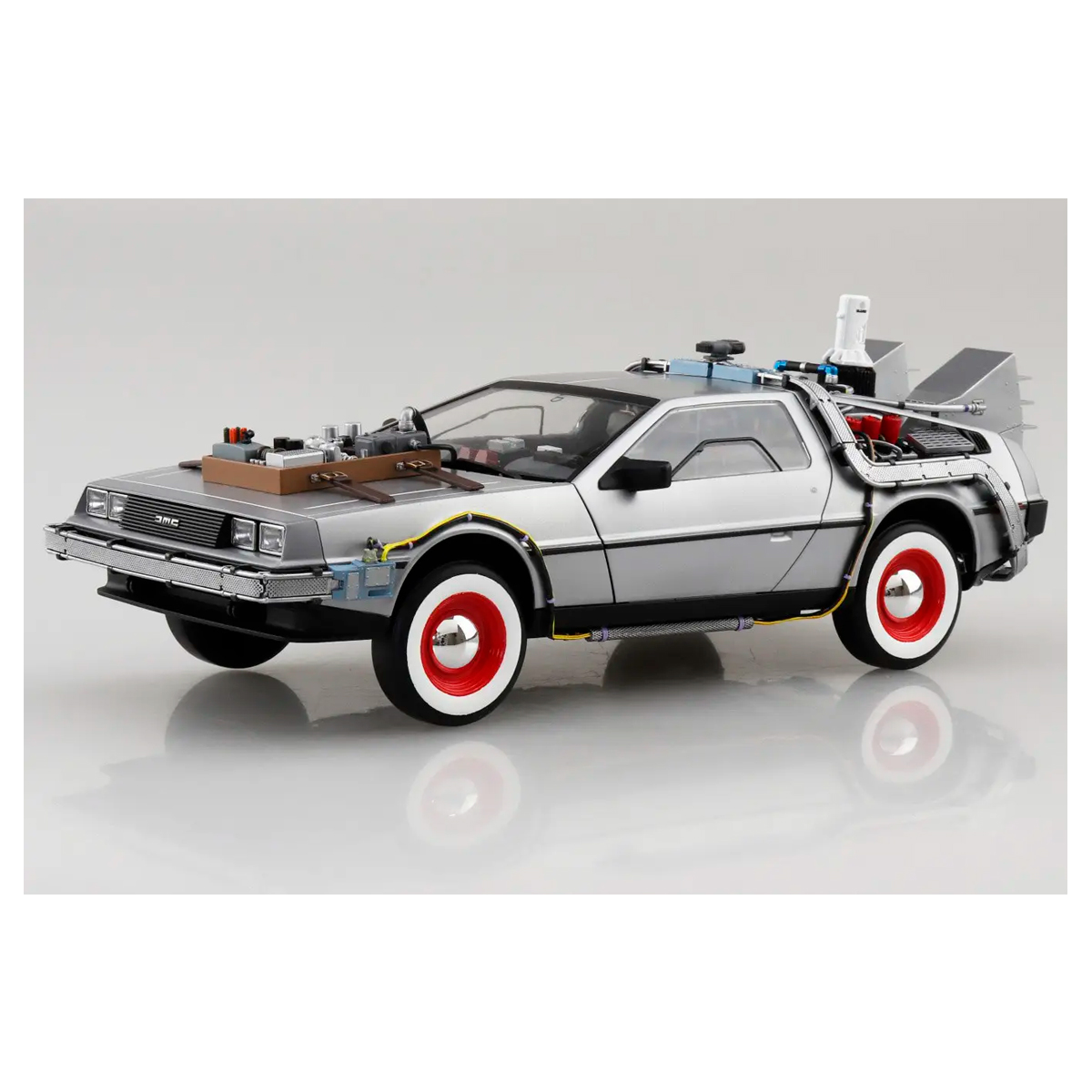 ak-interactive-1-24-time-machine-back-to-the-future-part-iii-modello-delorean image 2