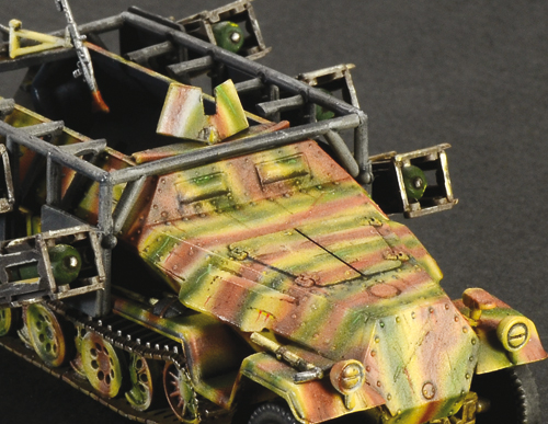 ak-interactive-1-72-sd-kfz-251-1-stuka-zu-fuss-kit-di-modellismo-militare image 4