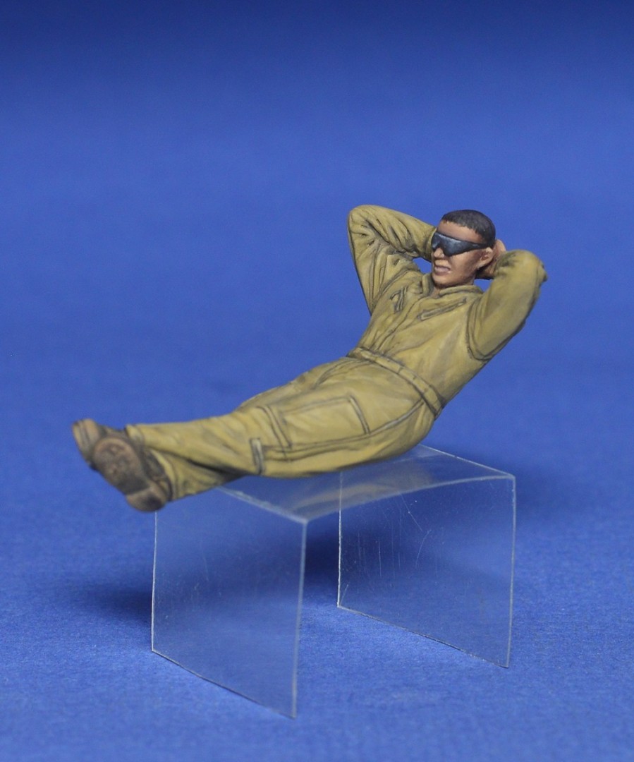 ak-interactive-usmc-tank-crew-at-rest-figure-soldatini-1-35 image 5