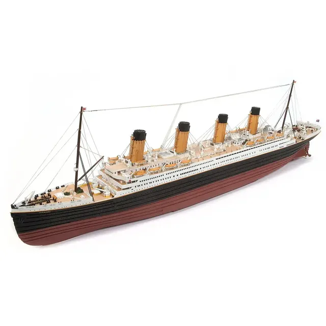 occre-titanic-kit-nave-transatlantico-storico-da-costruire image 1