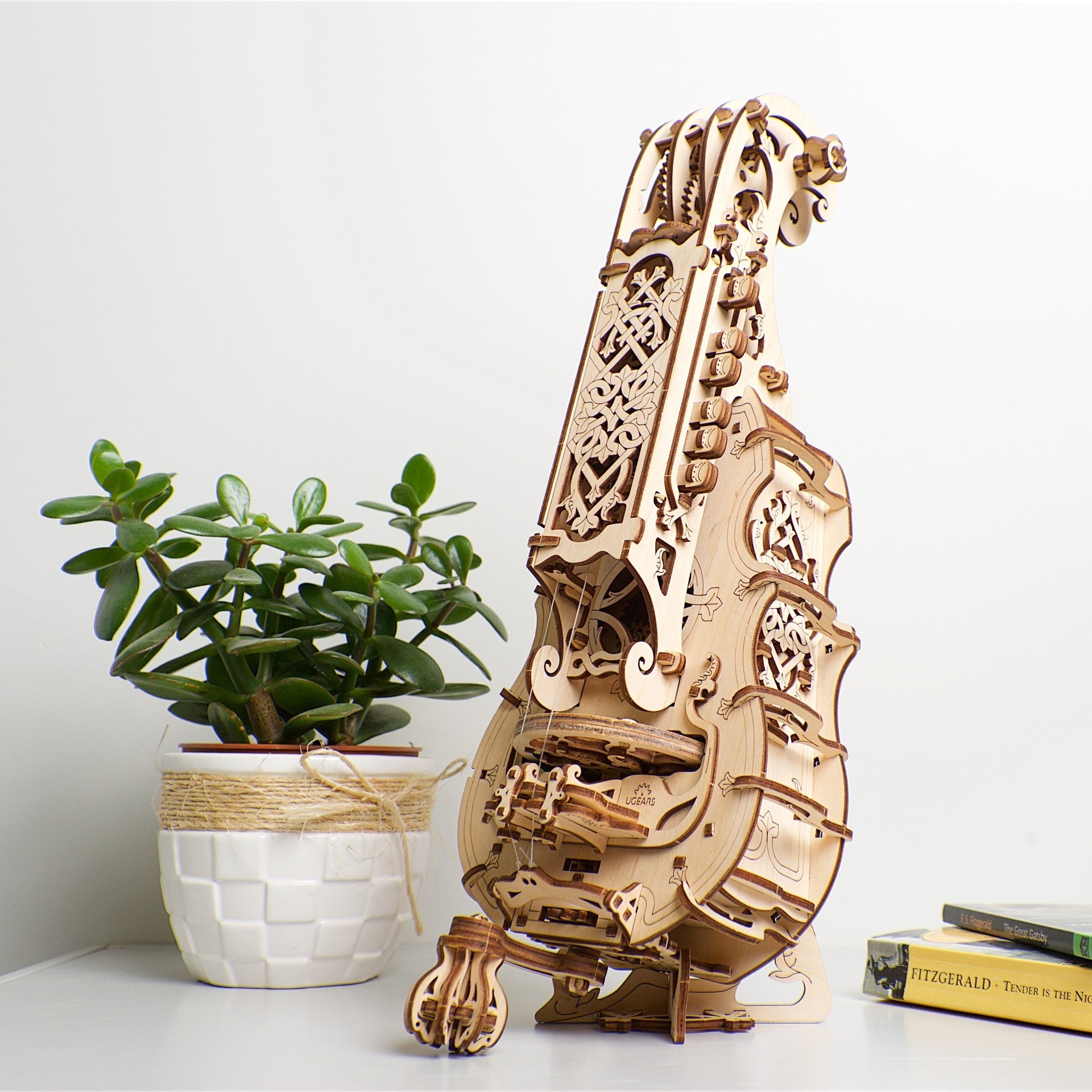 ugears-hurdy-gurdy-ghironda-meccanica-in-legno-strumento-funzionante image 8