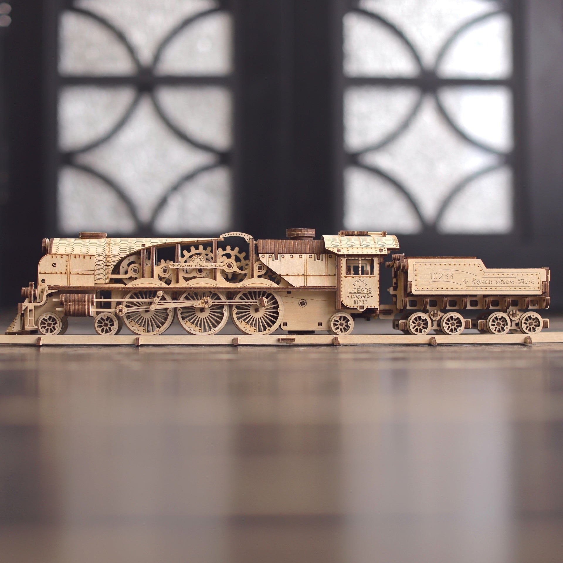ugears-v-express-treno-a-vapore-con-tender-kit-in-legno image 8