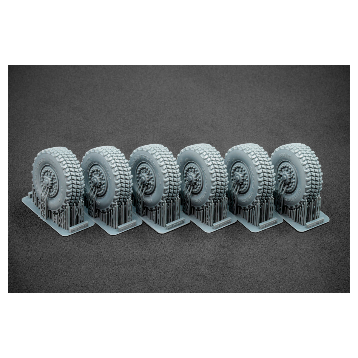 ak-interactive-himars-v1-weighted-wheel-set-1-35-set-ruote-zavorrate-per-m142-hi image 2