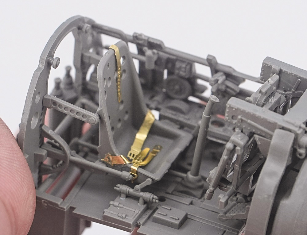 ak-interactive-1-35-akagi-bridge-con-flight-deck-e-a6m2-zero-fighter-con-interni image 5