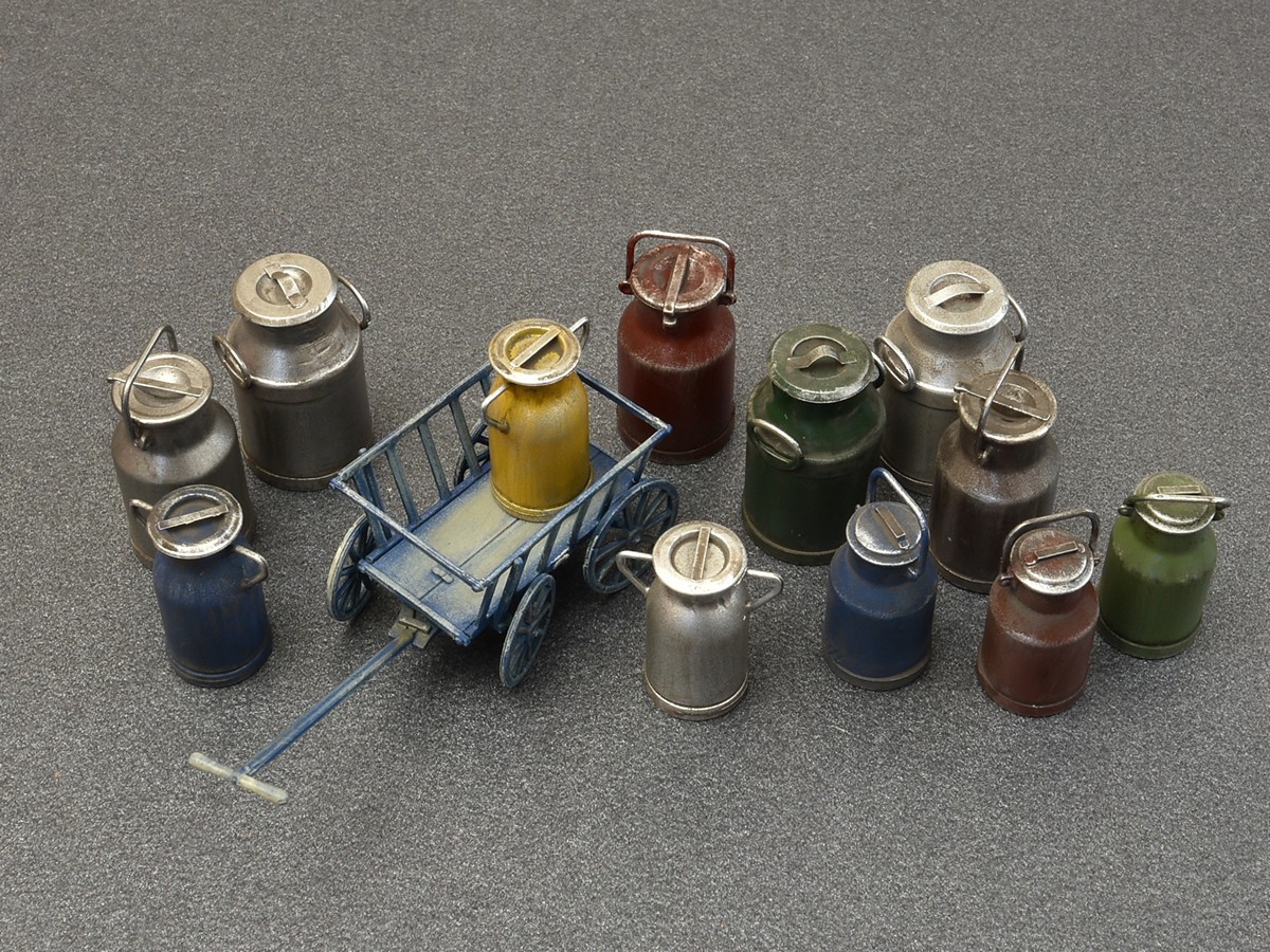 ak-interactive-1-35-milk-cans-with-small-cart-2 image 3