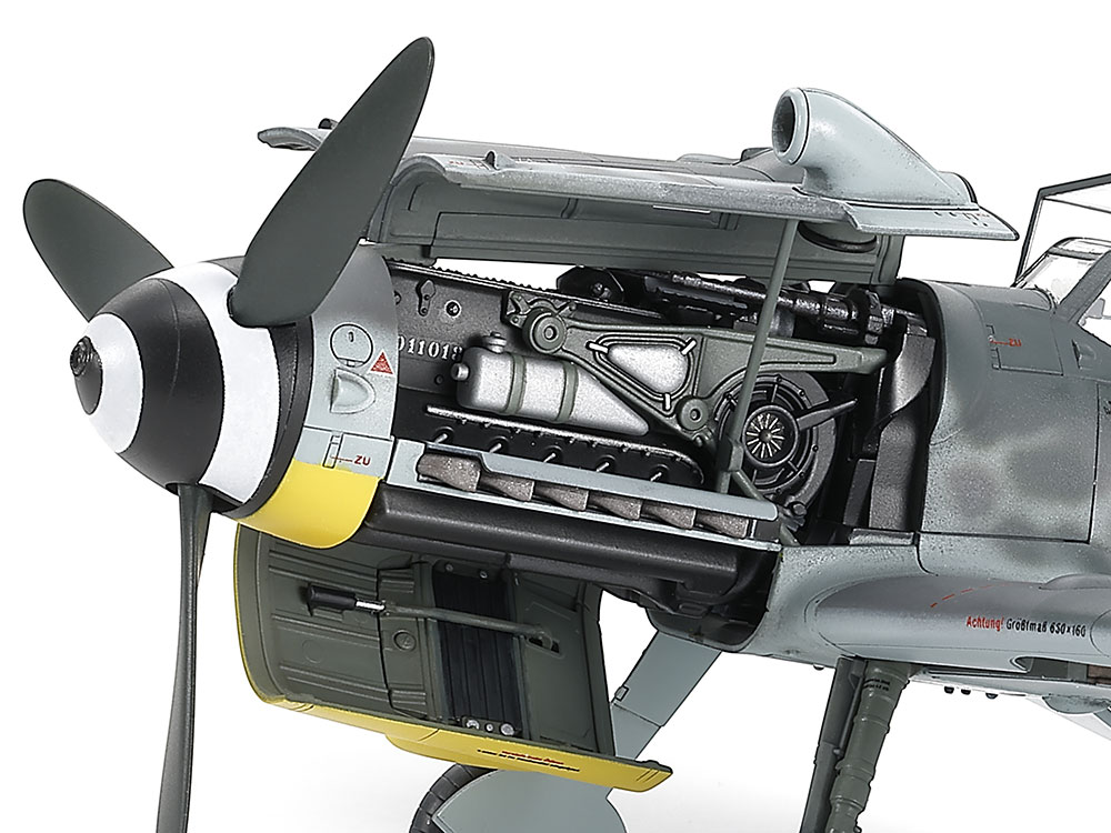 ak-interactive-kit-modellismo-1-48-messerschmitt-bf109-g-6-late-production image 6