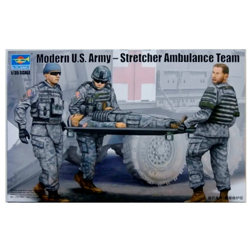 ak-interactive-1-35-modern-u-s-army-stretcher-ambulance-team-figure-in-plastica- image 1